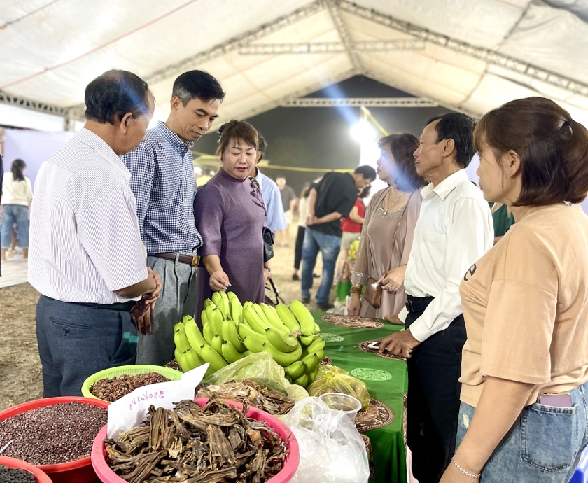 nhieu-loai-nong-san-dac-trung.jpg nhieu-loai-nong-san-dac-trung.jpg
